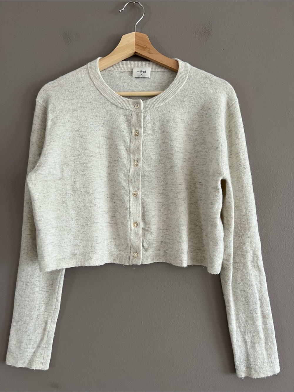 Aritzia Wilfred Wool Cashmere Long Sleeve Button Crop Cardigan Oatmeal - Picture 1 of 12